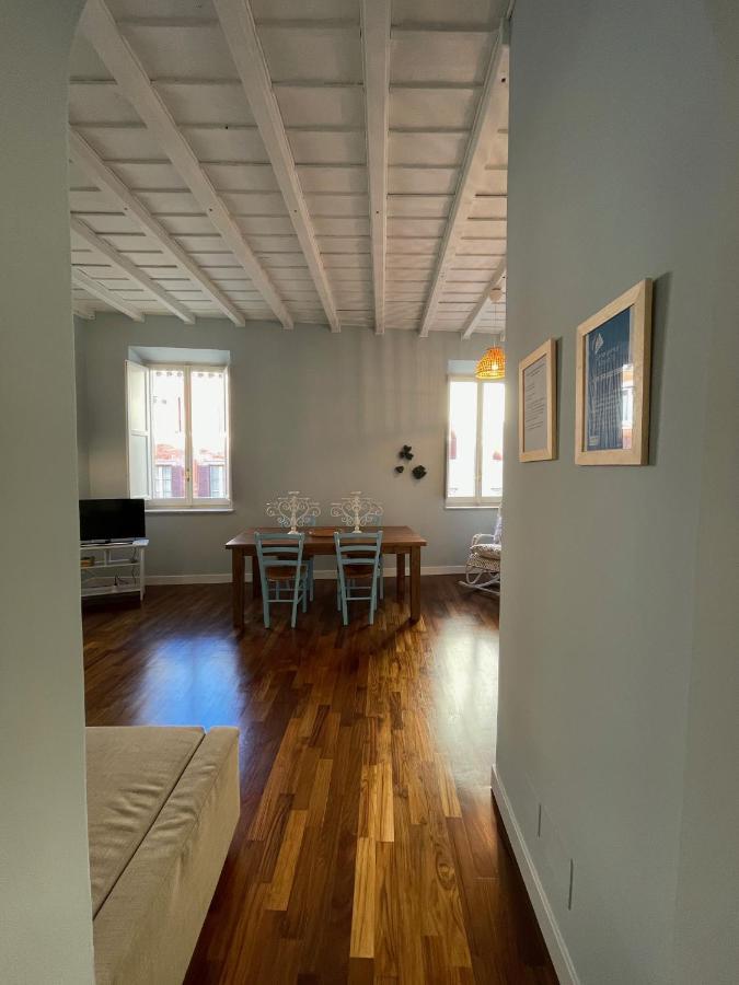 Holidays At Charme Appartamento